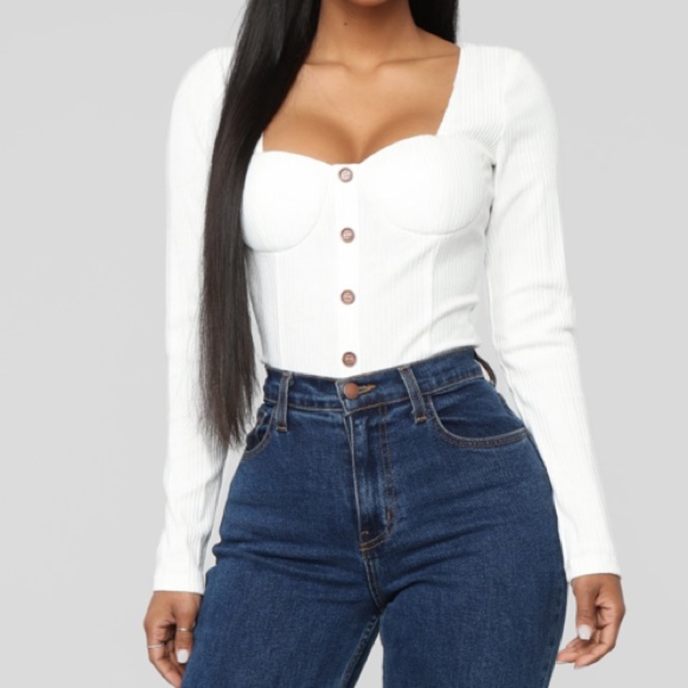 Off white top